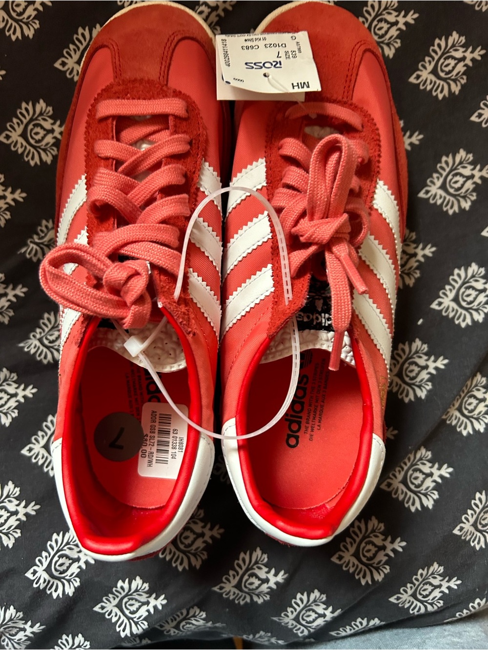 adidas SL-72 Red Low-Top Sneakers listed as men 7 can fit women 8 1/2 NO BOX - Picture 2 of 9